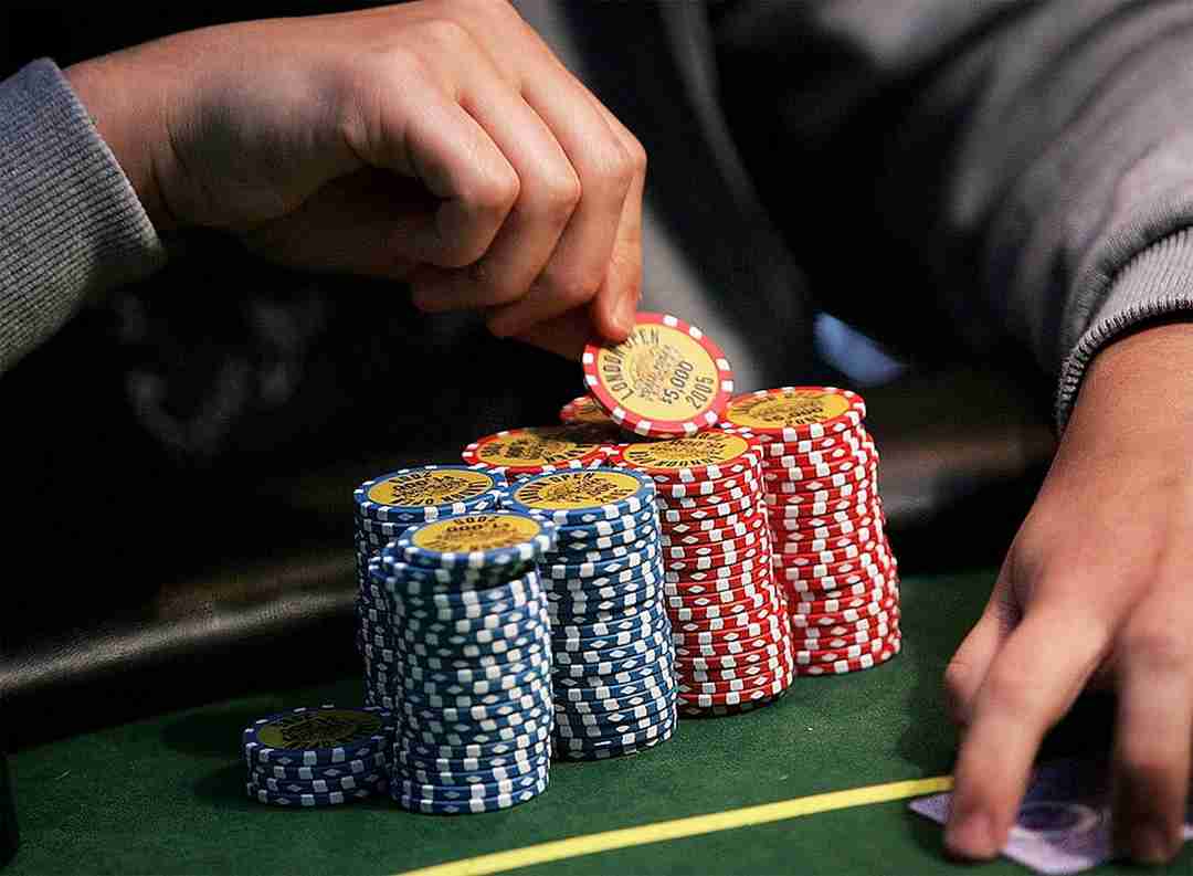 Poker là trò chơi rất yêu thích tại Fortuna 