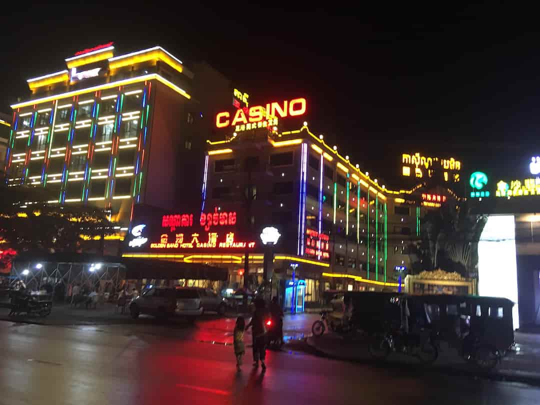 Golden Sand Hotel and Casino là một điểm đến của dân chơi cá cược