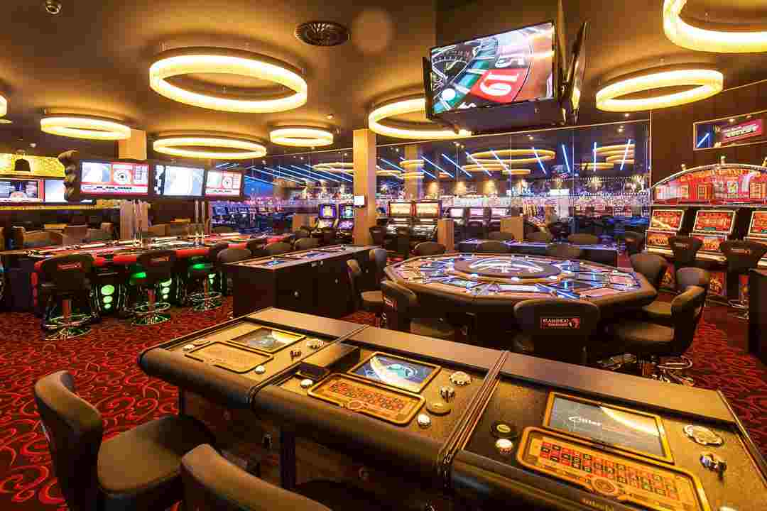 Holiday Palace Resort & Casino - Khu phức hợp tiện nghi có casino 