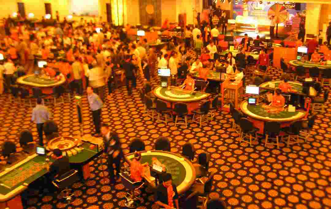 Top Diamond Casino - Sòng bài cao cấp tại Phnom Den