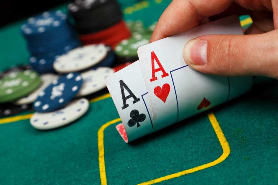 Poker - Đại diện tiêu biểu cho hình ảnh các sòng bài truyền thống